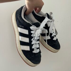 Adidas Campus 00s
